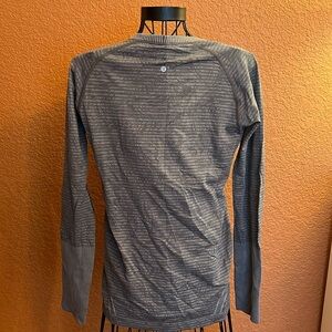 Lululemon Swiftly Tech LS Crew-Size 8